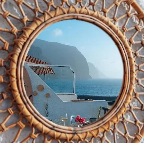 Zama Tamara * אקנטילדו דה לוס גיגנטס